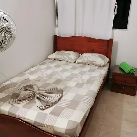 Homestay Habitacion Sencilla *